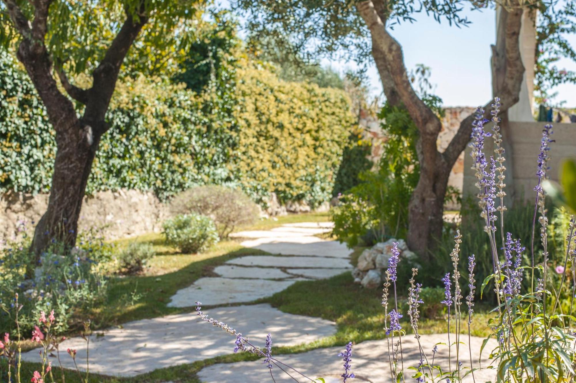 Dimora Il Mandorlo Hotell Ostuni Exteriör bild