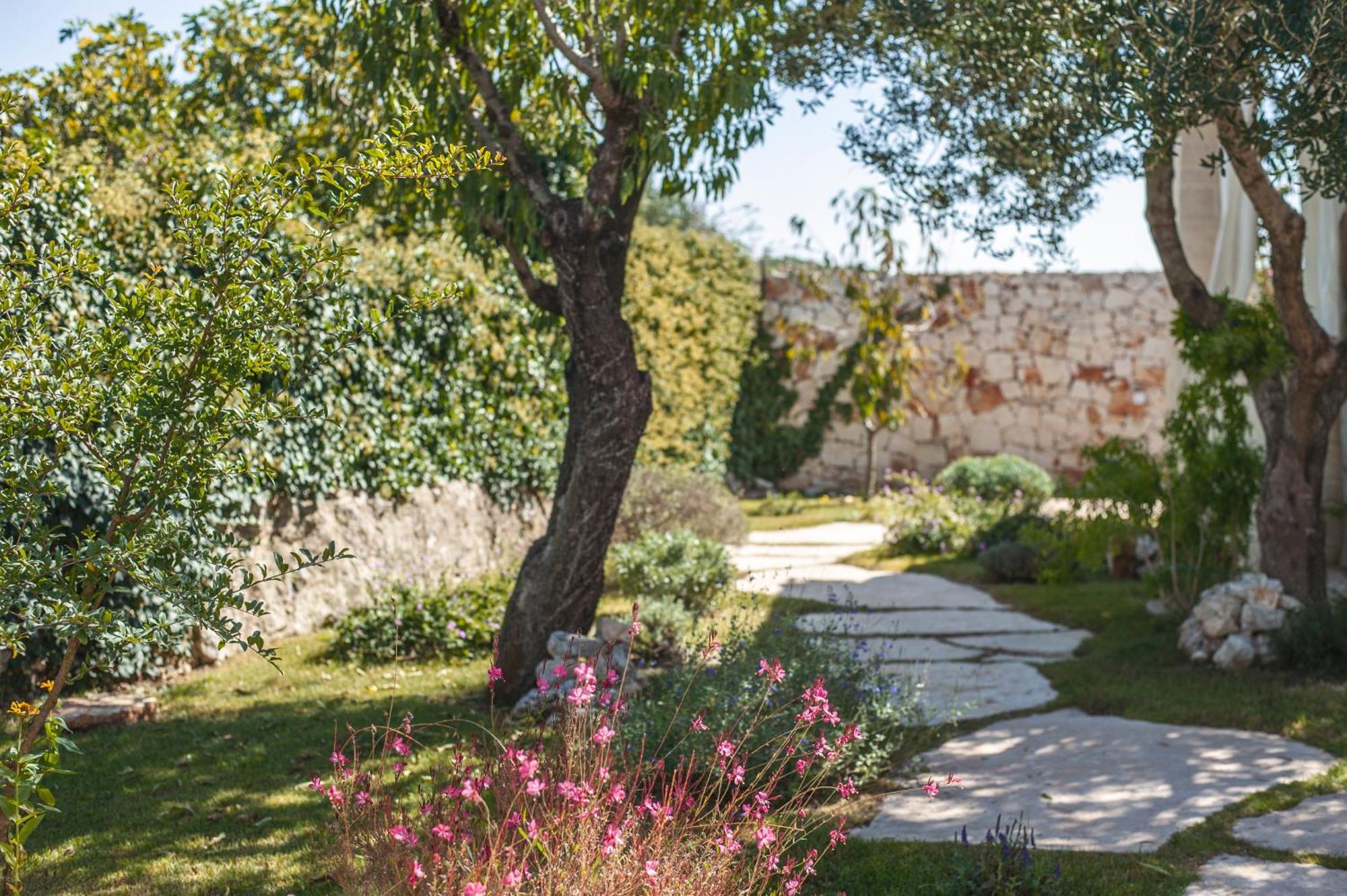 Dimora Il Mandorlo Hotell Ostuni Exteriör bild